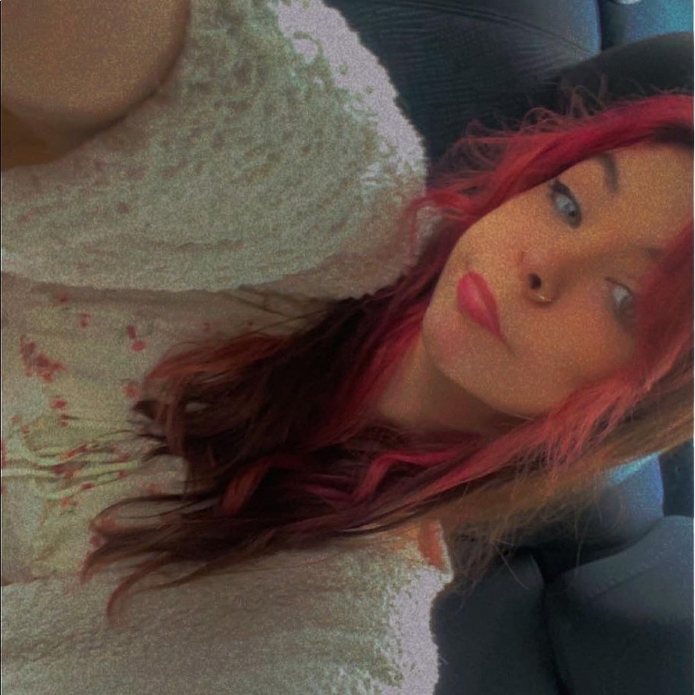 Meet your Posher, Kaela